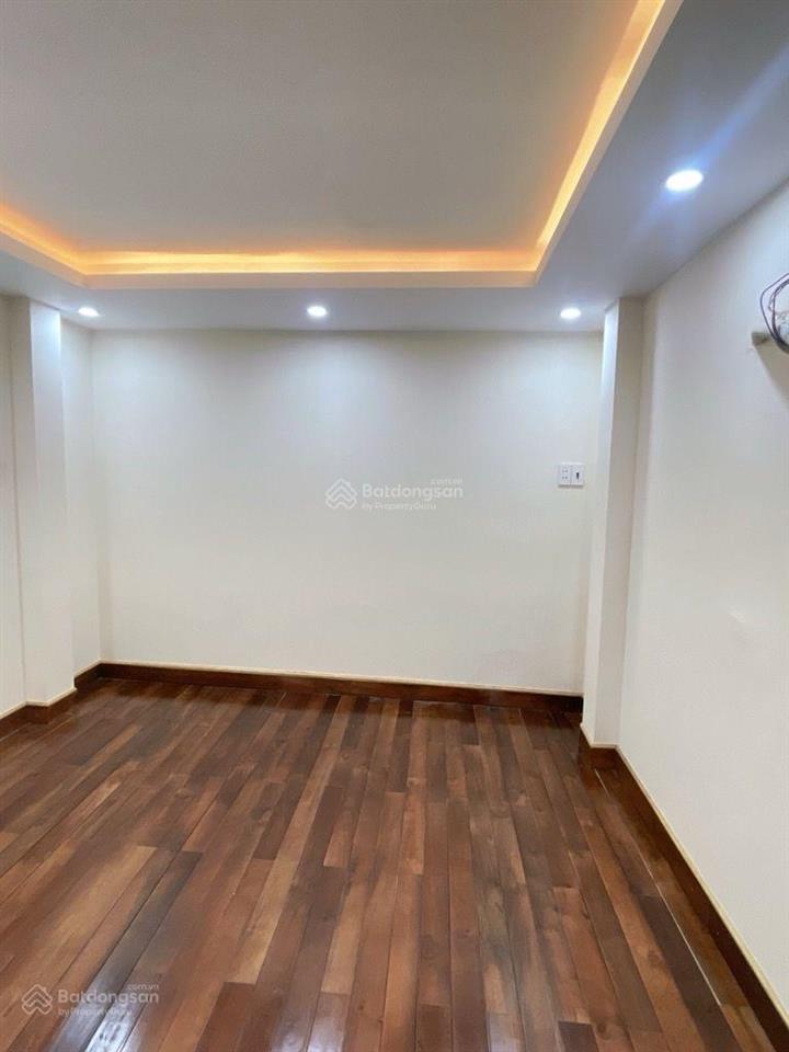 Gia đình cần bán nhà đường số chợ phạm thế hiển  quận 8  nhỉnh 8tỷ.