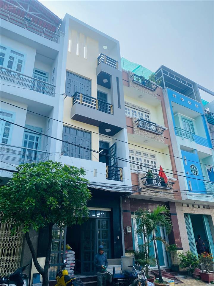 Bán nhà (mới) tạ quang bửu  parcmall quận 8  nhỉnh 10tỷ.