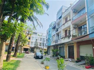 Bán nhà (mới) tạ quang bửu  parcmall quận 8  nhỉnh 10tỷ.