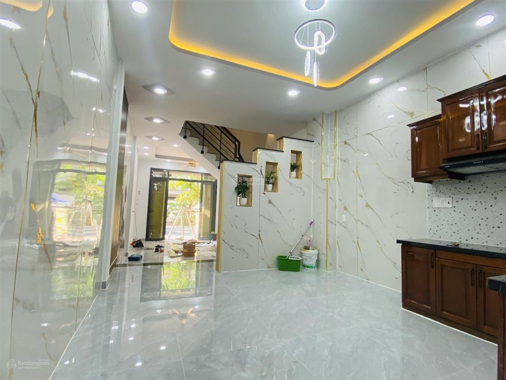 Bán nhà (mới) tạ quang bửu  parcmall quận 8  nhỉnh 10tỷ.