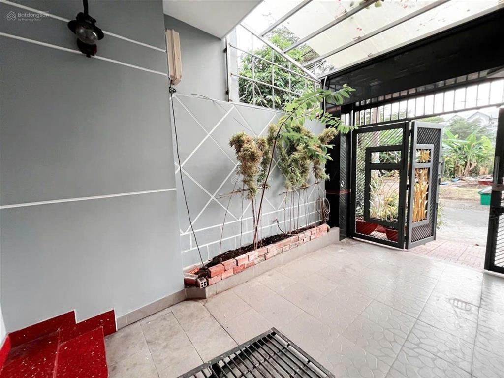 Bán nhà đẹp có thang máy  phạm thế hiển  quận 8  9.5 tỷ