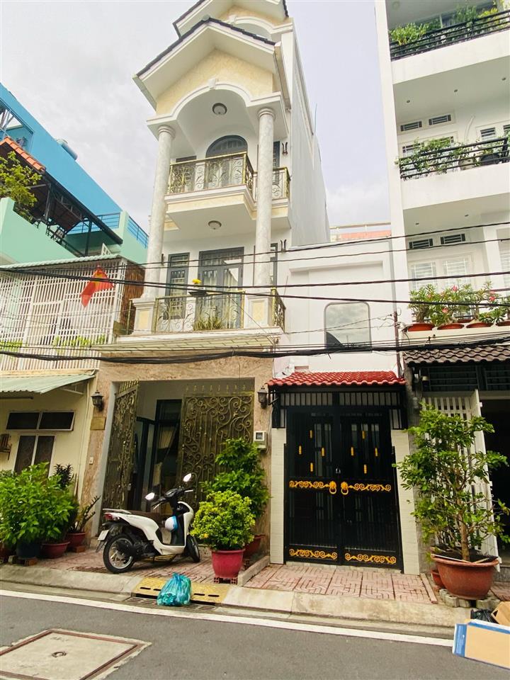 Bán nhà đẹp đường xe tải  phạm hùng  tạ quang bửu  chỉ 4.xtỷ