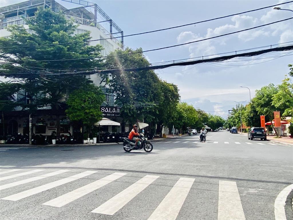 Bán nhà mặt tiền kinh doanh cao lỗ  parc mall quận 8  vị trí đắc địa.