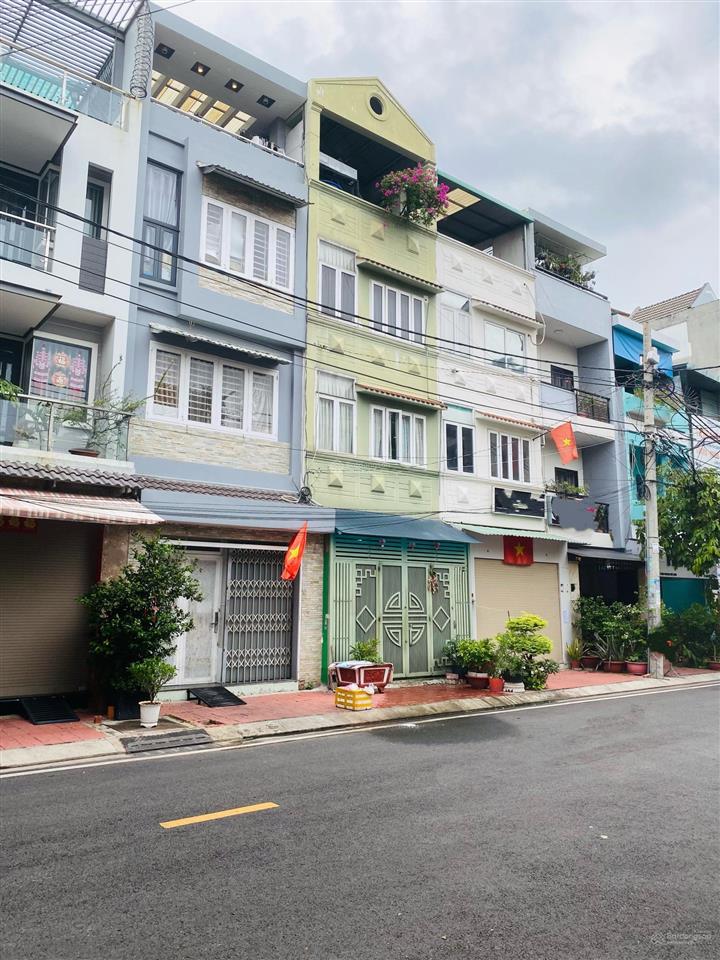Bán nhà đẹp ngay phạm hùng quận 8  chỉ có mười mấy tỏi.