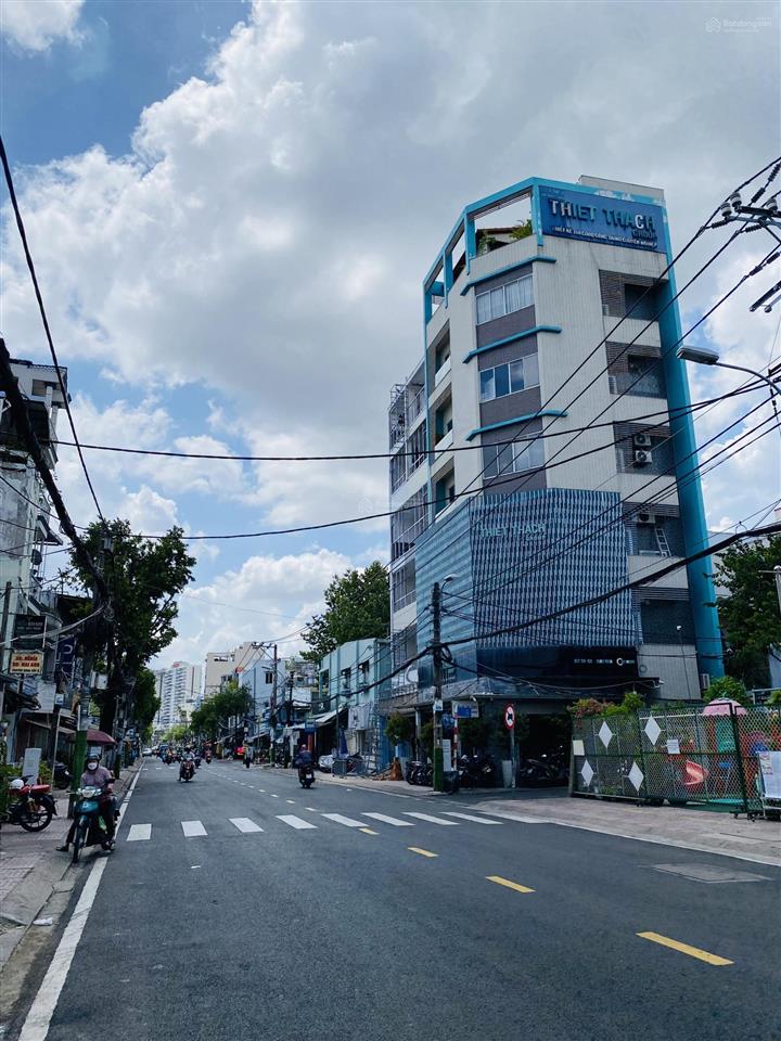 Bán tòa nhà 8 tầng  thang máy  hưng phú quận 8  trần hưng đạo  giá tham khảo nổi bật khu vực.
