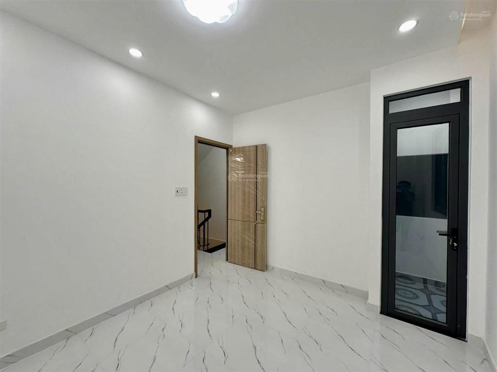 Bán nhà 4 tầng mới đẹp bê tông cốt thép (8 x 10m) bông sao quận 8  giá nhỉnh 7tỷ x.