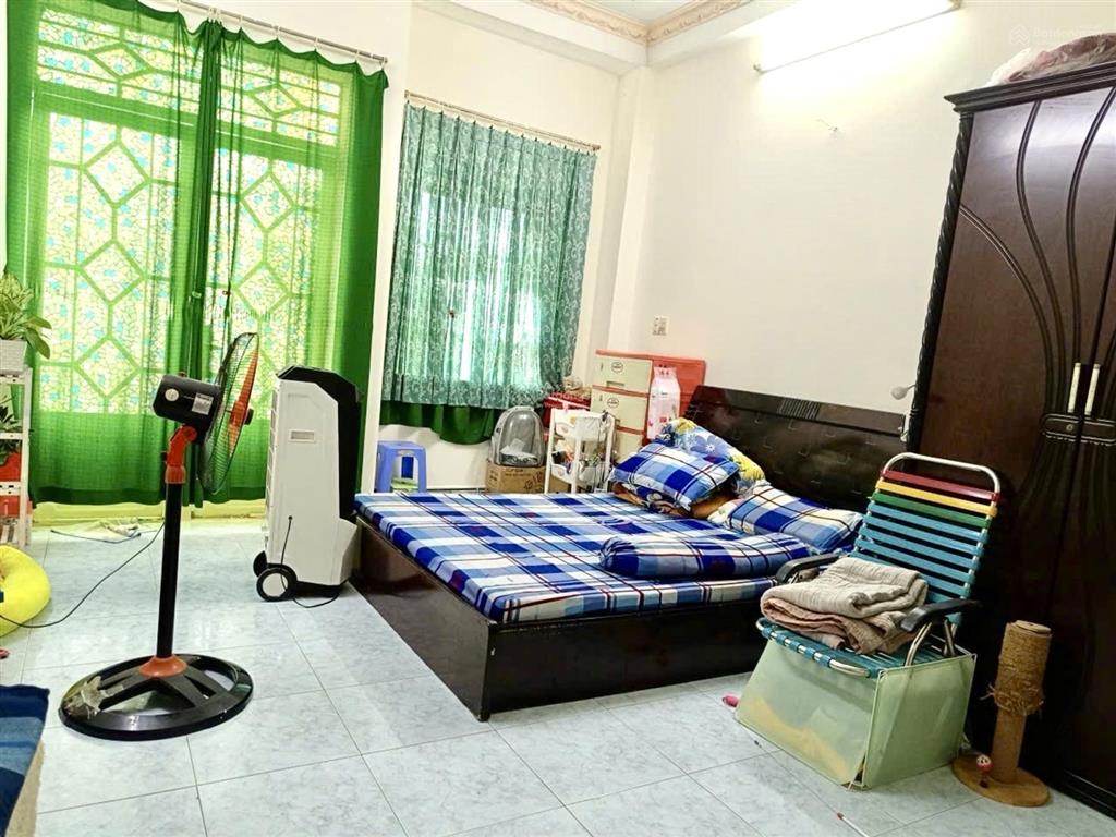 Bán nhà 3 tầng (4,8 x 12m) nguyễn duy  sát bên trần hưng đạo q5  nhỉnh 6tỷ