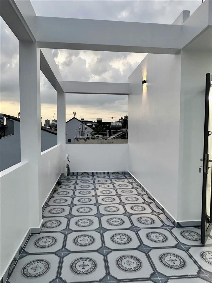 Bán nhà mới xây 4 tầng huỳnh tấn phát  vinhomes q7  chungop(thương lượng mạnh)