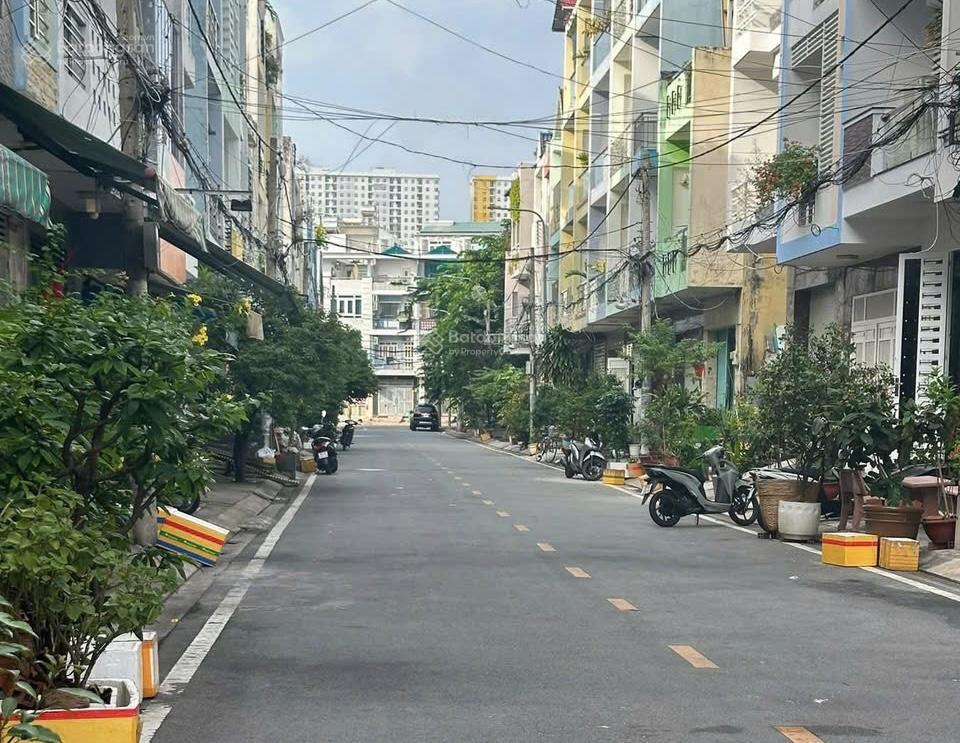 Bán nhà đs kdc tạ quang bửu quận 8  giá nhỉnh 8tỷ x.