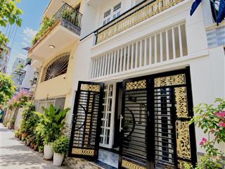Bán nhà (5 x 12m) đường hoàng trọng mậu quận 7  nhỉnh 5tỷ.