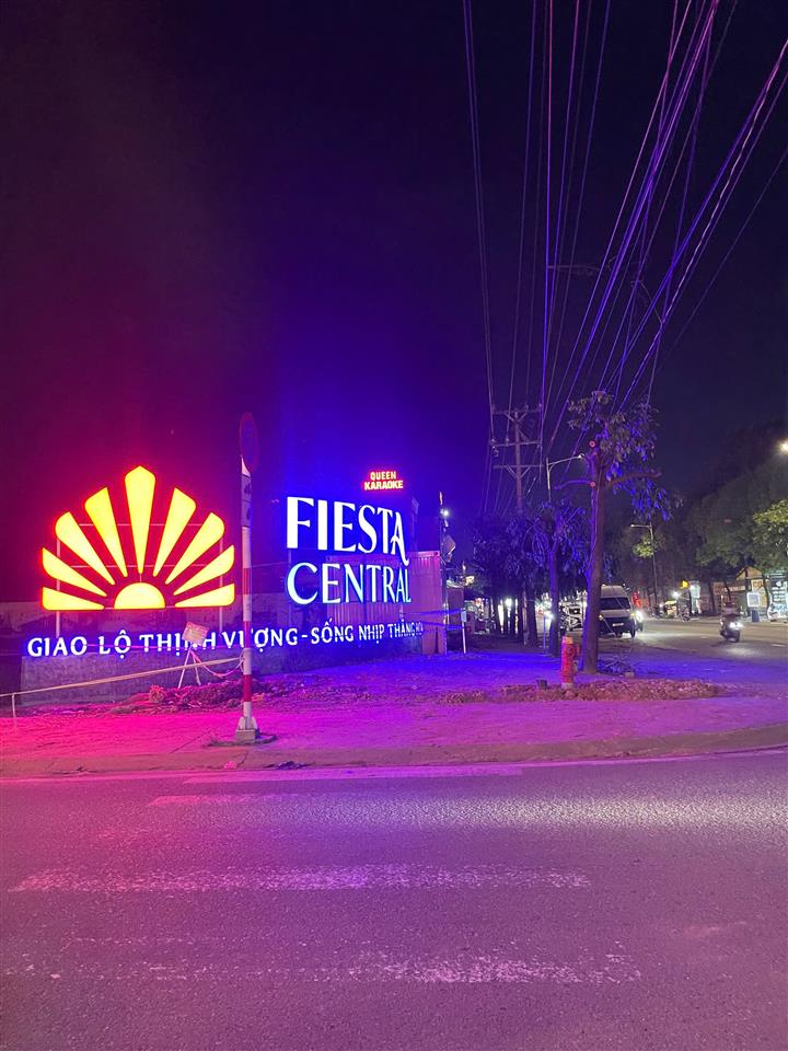 CÓ 4-5 TỶ XUỐNG TIỀN NGAY SỞ HỮU NHÀ PHỐ FIESTA CENTRAL BÌNH DƯƠNG THU DÒNG TIỀN 30