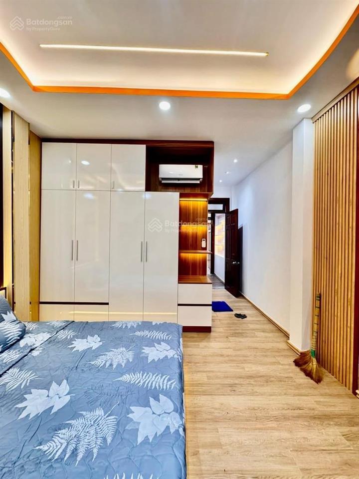 Xe hơi vào nhà huỳnh văn nghệ, p12, gv dt 72m2 kết cấu 3 tầng giá 9 tỷ 8