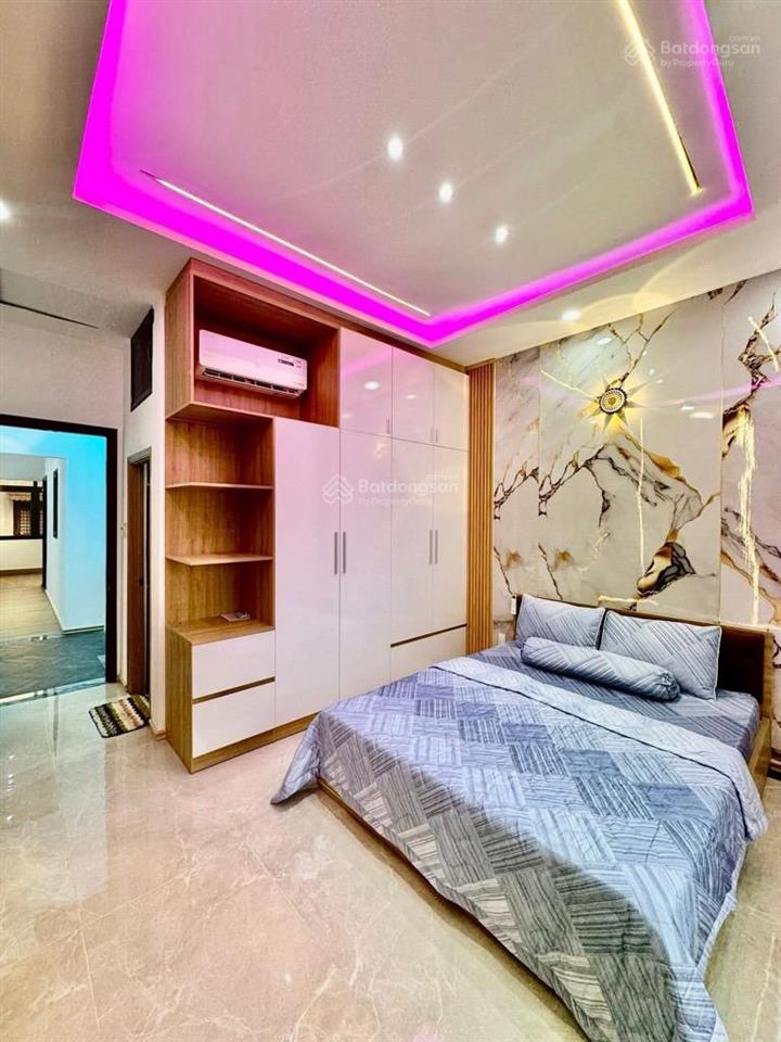 Xe hơi vào nhà huỳnh văn nghệ, p12, gv dt 72m2 kết cấu 3 tầng giá 9 tỷ 8