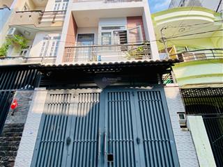 Xe hơi ngủ trong nhà, với 4 tầng, dt 50m2 thống nhất, p16, gv, có pn dưới trệt, giá 7 tỷ 8