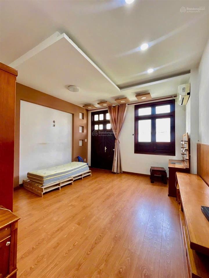 Nhà chính chủ 5 tầng  4pn ~60m2  shr  1 sẹc, dương quảng hàm  p.5, gv chỉ 7 tỷ xíu