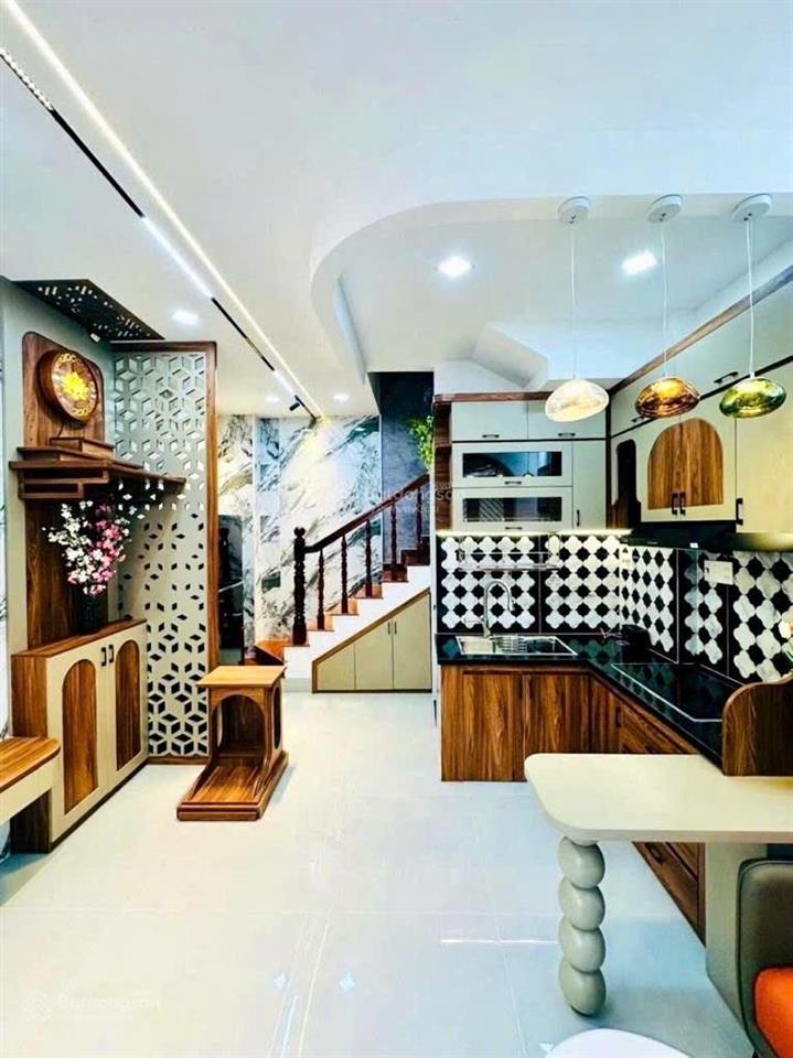 Ngay cv gia định chung cư hà đô nhà mới 4 tầng  3pn  ngang 4,2m nguyễn văn công giá 4 tỷ nhỉnh