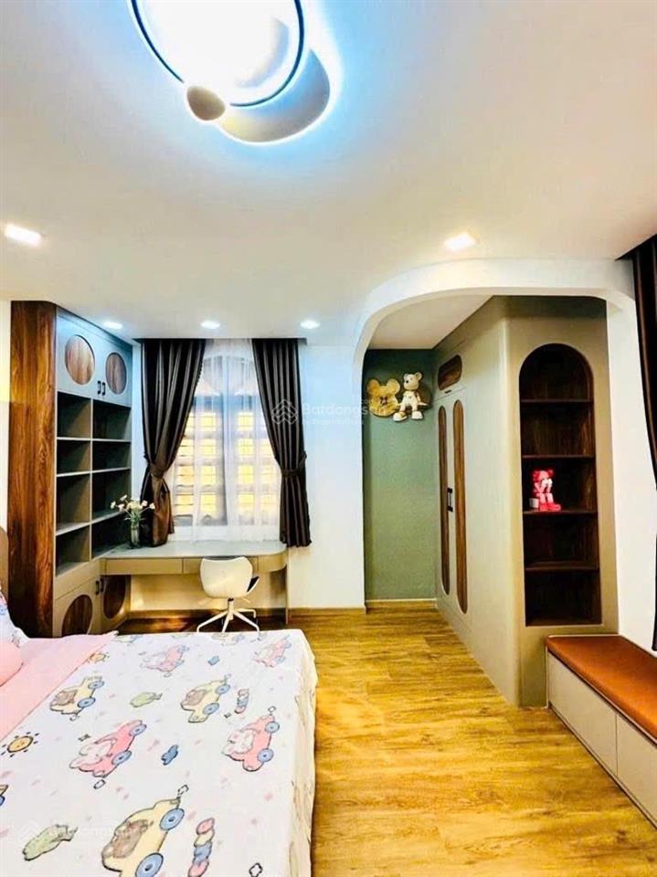Ngay cv gia định chung cư hà đô nhà mới 4 tầng  3pn  ngang 4,2m nguyễn văn công giá 4 tỷ nhỉnh