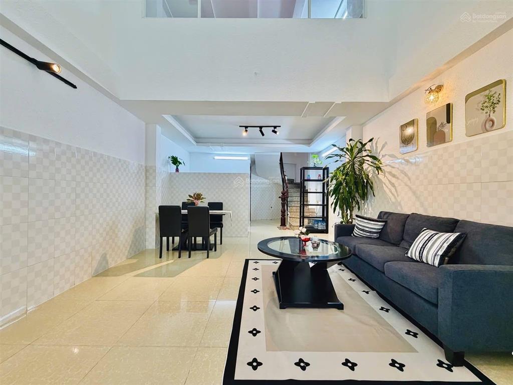 Nhà hẻm xe hơi thống nhát, p16, gv dt 50m2 giá 6 tỷ 5kết cấu 5 tầng có sân thượng