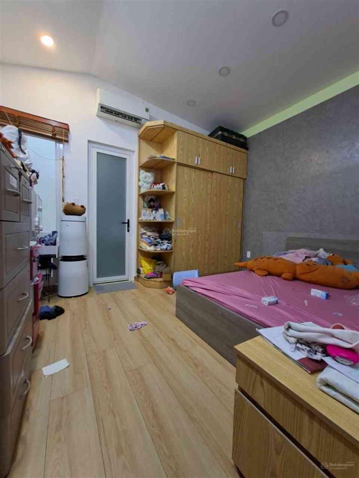 Dt44m2thống nhất gần bệnh viện hồng đức,gv2 tầng lầu nhà còn mới vào ở ngay giá 4 tỷ 850