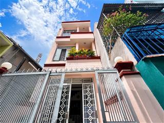 Nhà 3 tầng  dt 50m2 lê quang định, p1, gv  với 4 pn  giá 5 tỷ 4  hẻm sạch sẽ an ninh