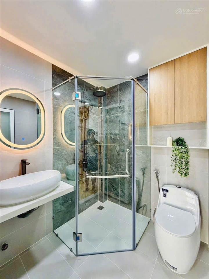 Nhà xây mới 100% tặng full nội thất nguyễn văn công, p3, gv với 4 tầng lầu dt 44m2 giá 7,3 tỷ