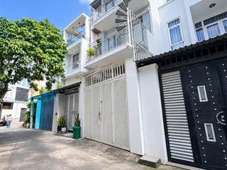 4x22m  thống nhất, p10, gv  gần bệnh viện hồng đức  4 tầng  giá 6 tỷ 9 (có pn dưới trệt)