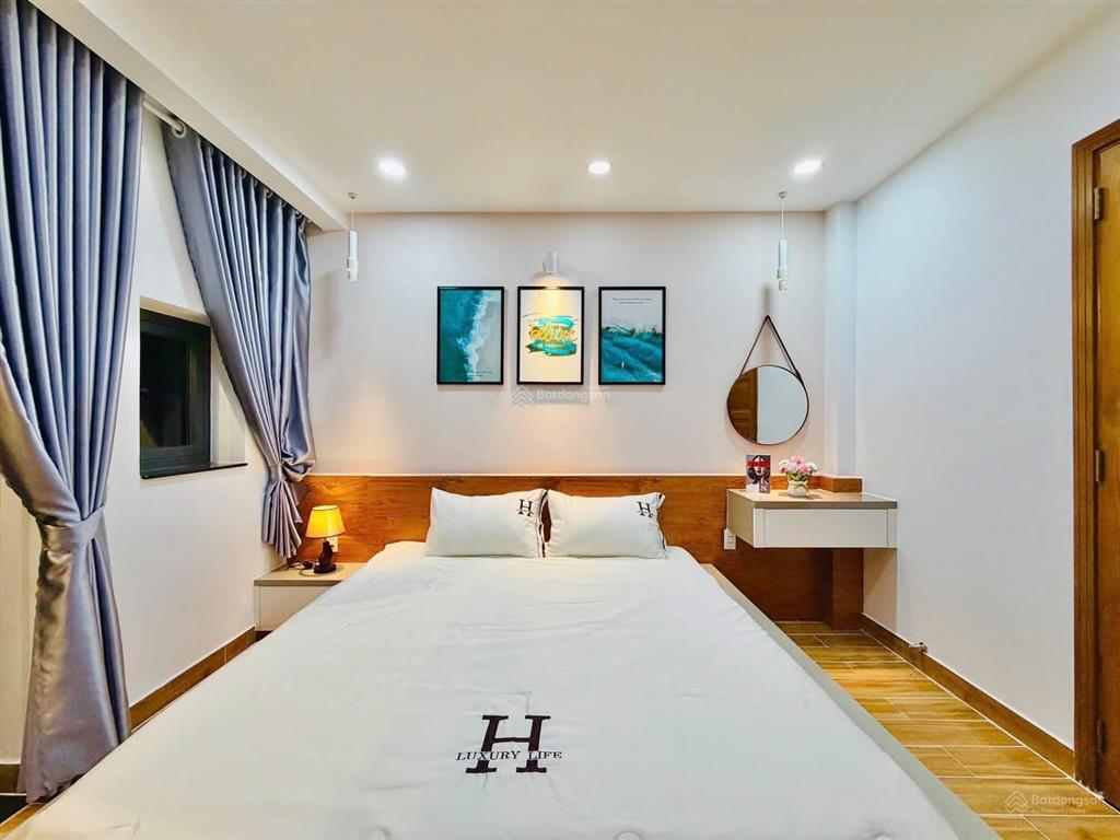Hẻm xe tải ngủ trong nhà đường số 8, p11, gv nhà xây mới 100%  với 5 tầng lầu  dt 46m2 giá 7 tỷ6