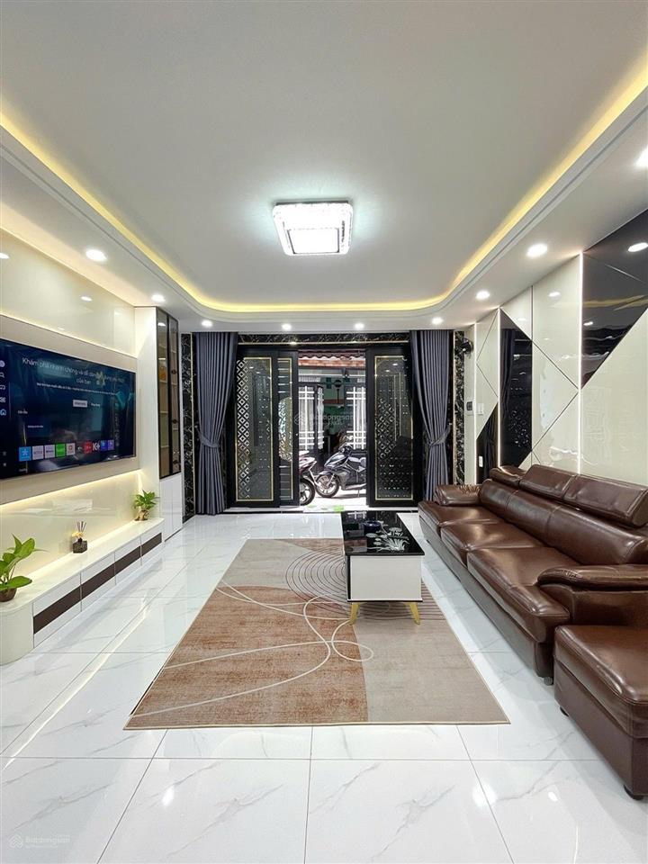 Nhà xây mới 100%, đúc btct 5 tầng ngay đường số 7, phường 3, gò vấp giáp trung tâm  giá 6,5 tỷ