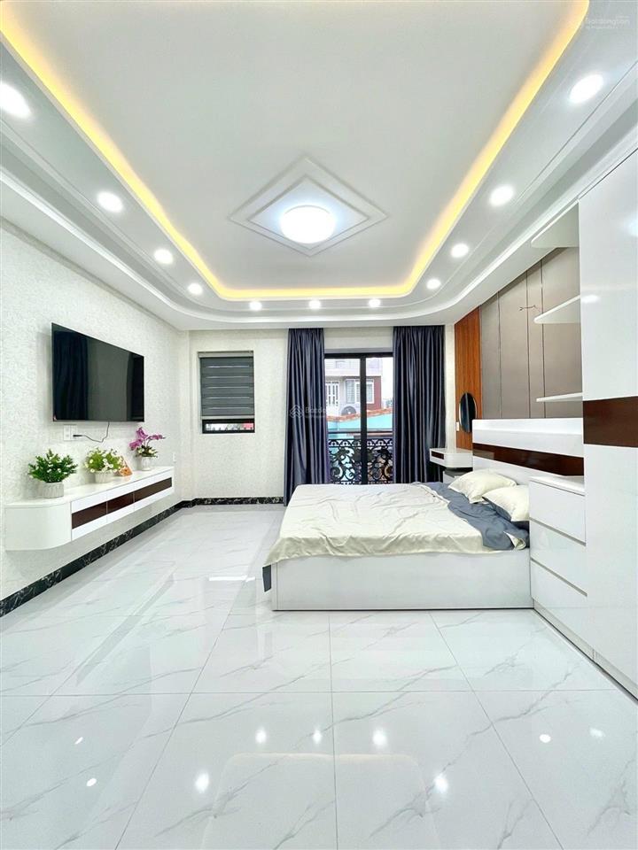Nhà xây mới 100%, đúc btct 5 tầng ngay đường số 7, phường 3, gò vấp giáp trung tâm  giá 6,5 tỷ