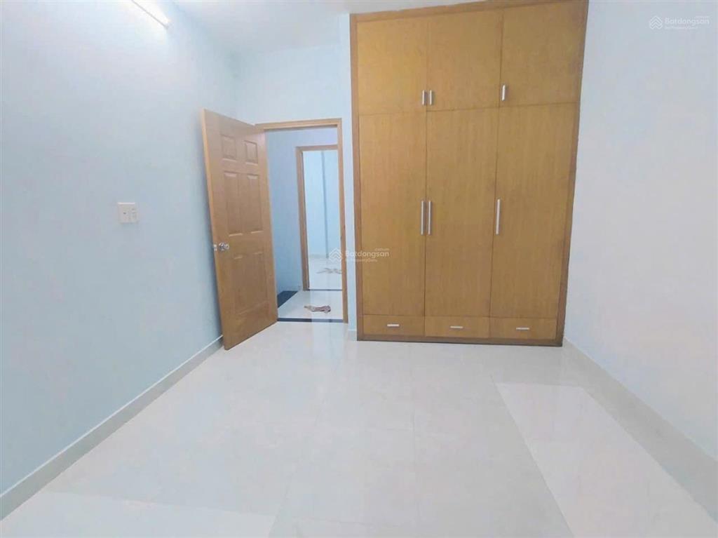 4.4m x 11m  hẻm xe hơi  quang trung, p. 8, gò vấp  2 tầng đúc btct  giá nhỉnh 5 tỷ