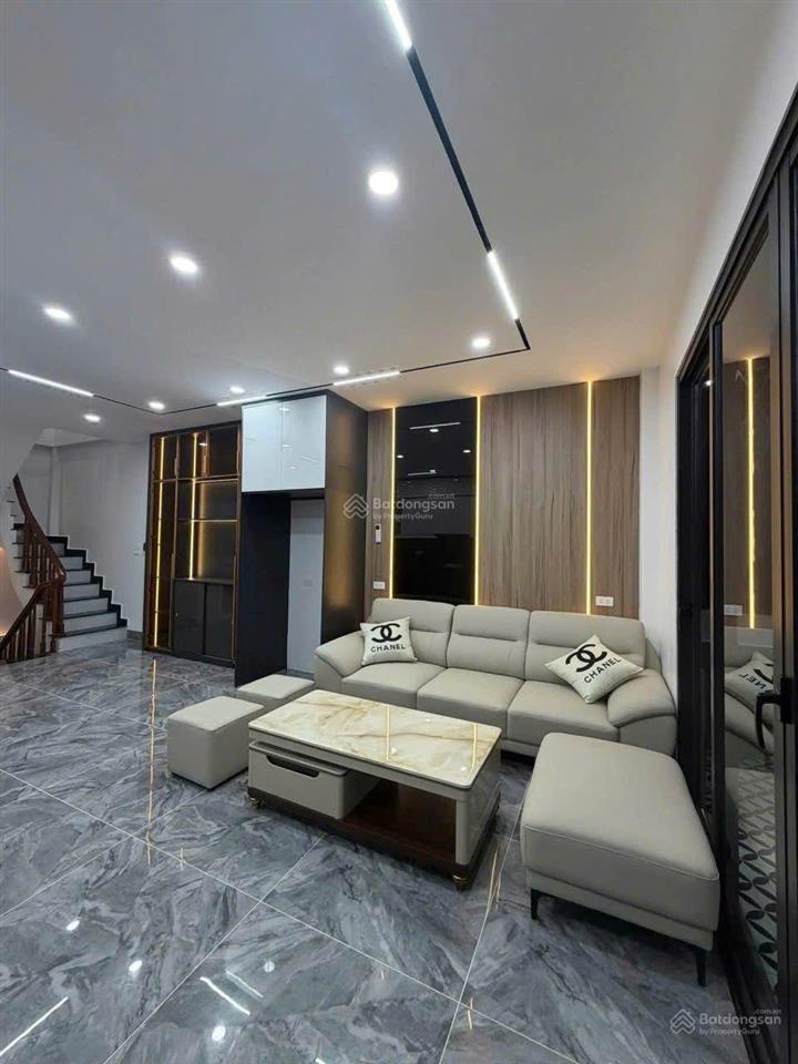 Huỳnh thúc kháng (kéo dài), dân xây, mới, full nt, trước nhà 3m, ngõ bagac, 35m2 x 5t, ở ngay