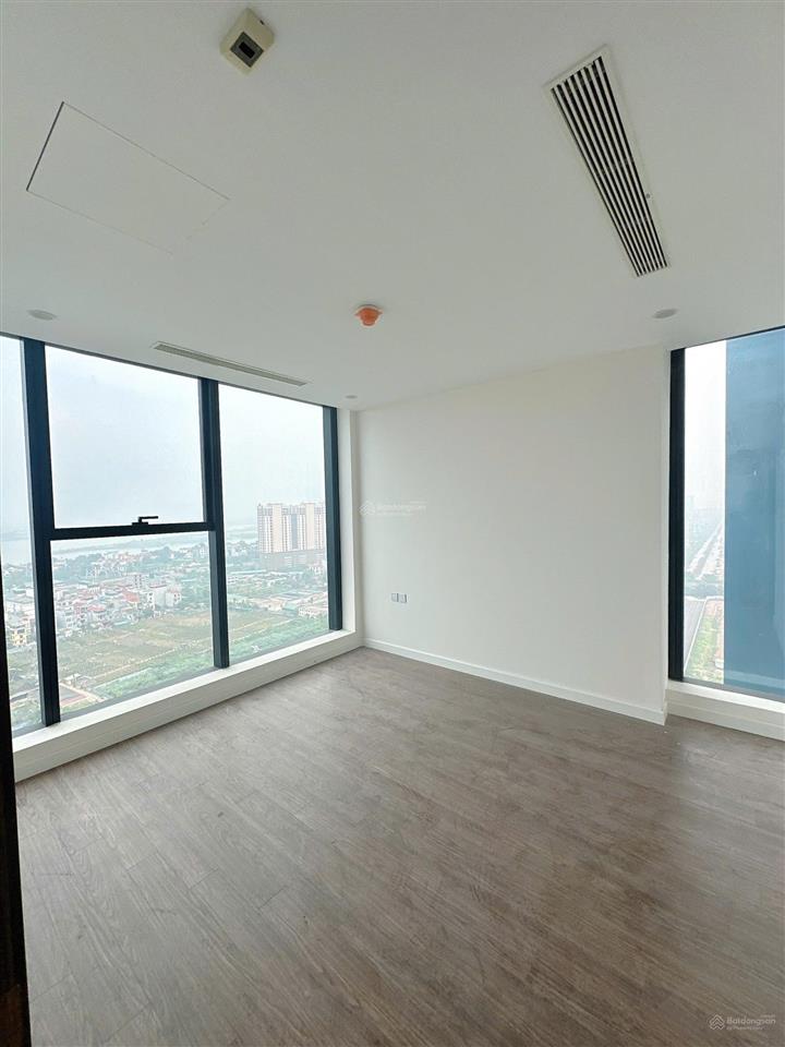 18 triệu/ tháng  cho thuê căn 3 ngủ cơ bản  chung cư sunshine city