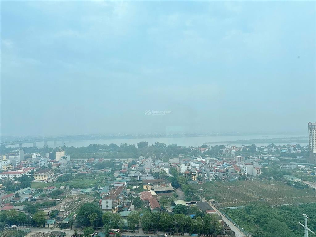 18 triệu/ tháng  cho thuê căn 3 ngủ cơ bản  chung cư sunshine city