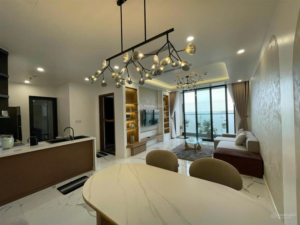 17.5 triệu/ tháng  cho thuê 2 ngủ full đồ sunshine city