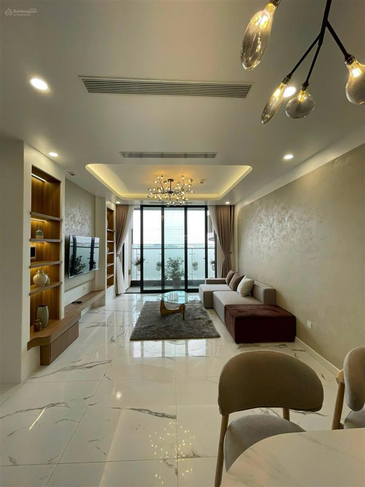 17.5 triệu/ tháng  cho thuê 2 ngủ full đồ sunshine city