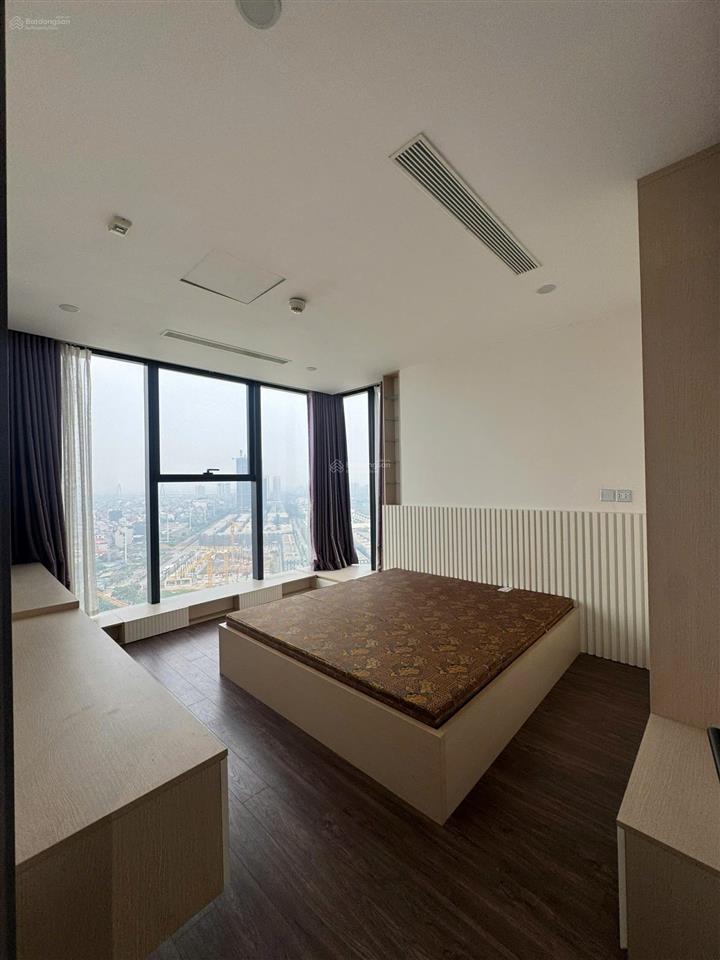 25 triệu/tháng  cho thuê 3 ngủ + 1 kho hoa hậu 118m2  sunshine city