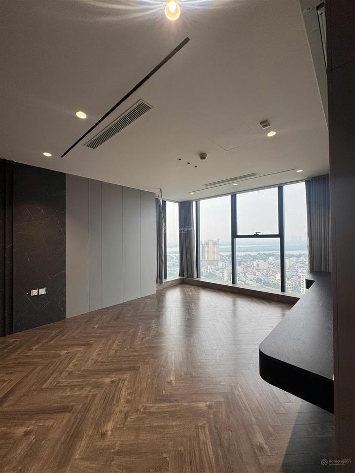 25 triệu/tháng  cho thuê 3 ngủ + 1 kho hoa hậu 118m2  sunshine city