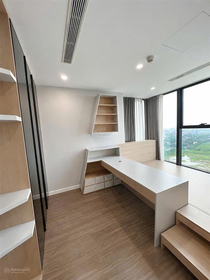 25 triệu/tháng  cho thuê 3 ngủ + 1 kho hoa hậu 118m2  sunshine city