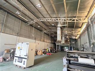 Cho thuê kho xưởng đẹp, hàng siêu hiếm ngã tư bình triệu 400m/42tr