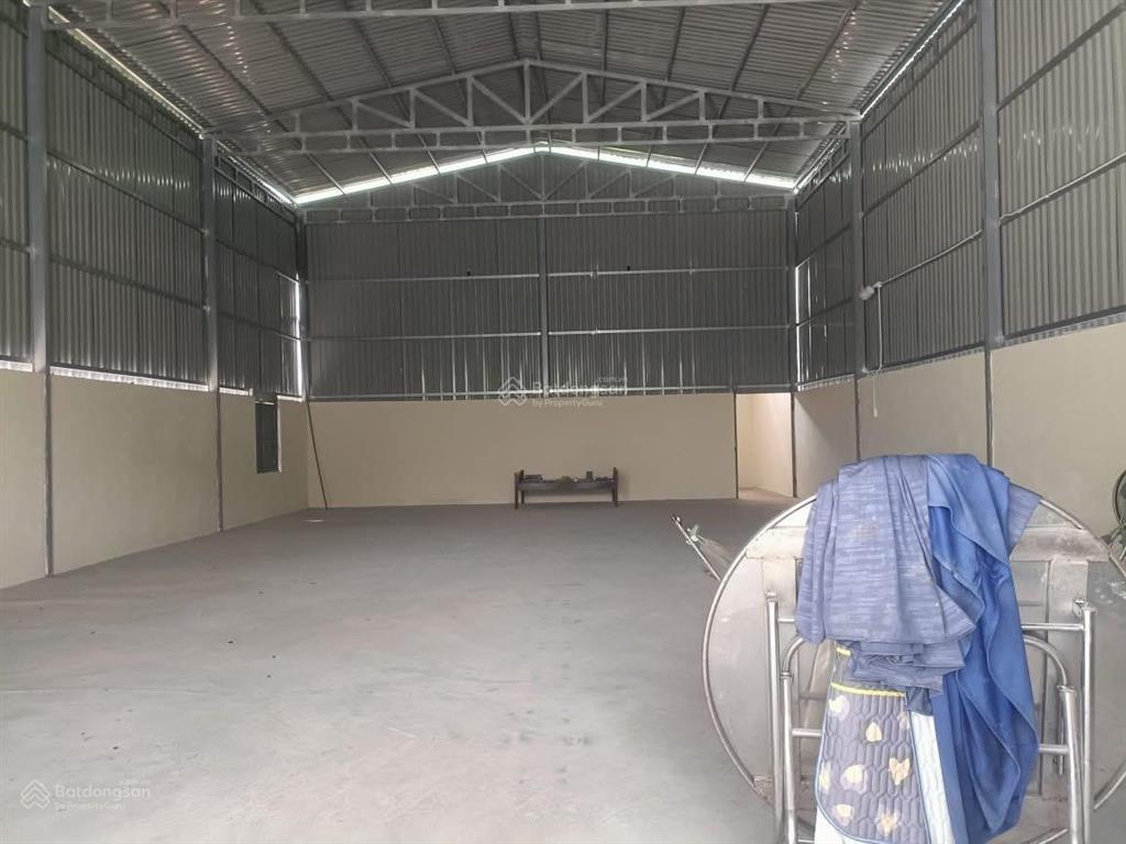 Cho thuê kho xưởng mới 100%. cao, đẹp, thoáng, đường cont. 200m/20tr
