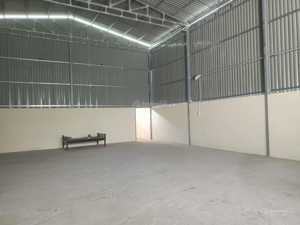 Cho thuê kho xưởng mới 100%. cao, đẹp, thoáng, đường cont. 200m/20tr