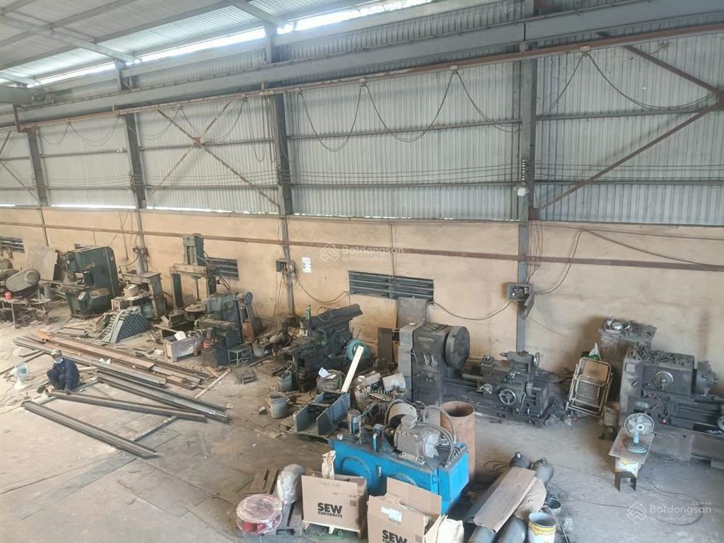 Cho thuê kho xưởng đẹp, phù hợp cơ khí, kho, sản xuất. có cẩu trục, 3000m/150tr, đường cont.