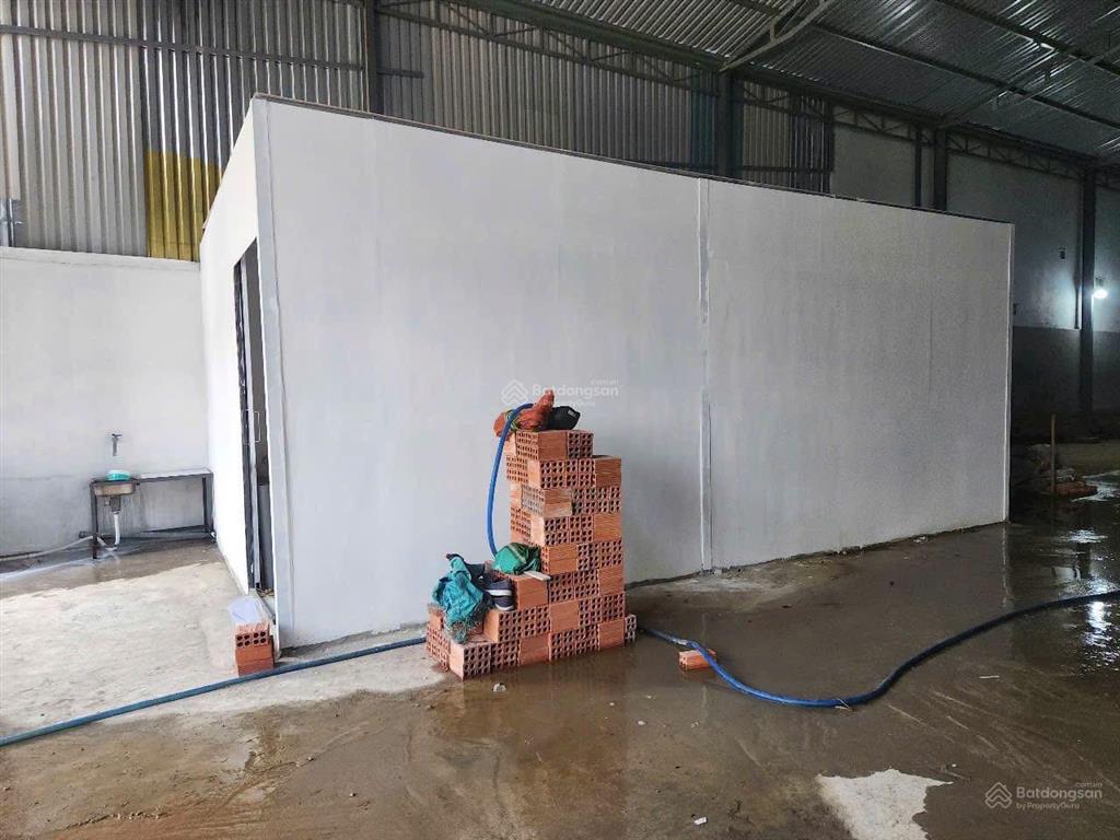 Cho thuê kho xưởng đẹp giá tốt, hiếm có, đẹp, cao, thoáng 340m2, giá 18tr