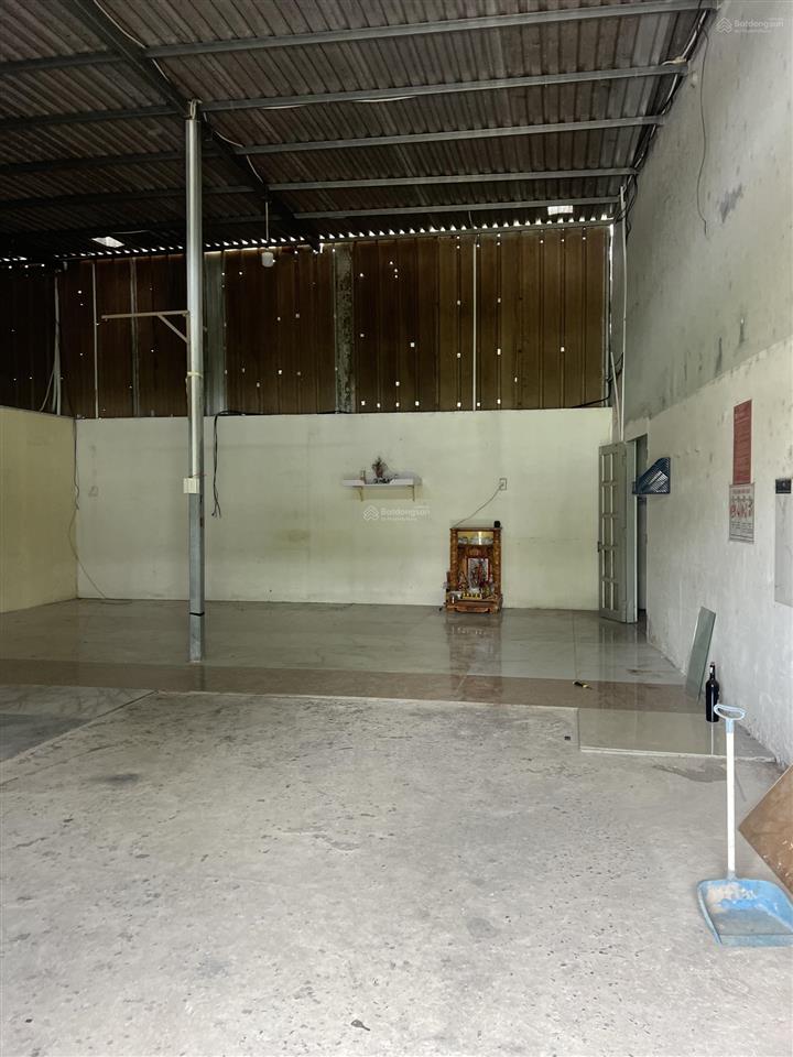 Cho thuê kho xưởng giá siêu tốt tại phường long trường, 200m2/9tr/th đường xe cont