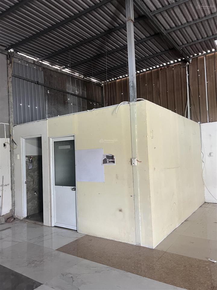 Cho thuê kho xưởng giá siêu tốt tại phường long trường, 200m2/9tr/th đường xe cont