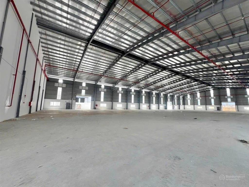 Cho thuê kho xưởng đẹp, hiếm có khó tìm, giá siêu tốt, pccc đầy đủ, giá 120k/m. đường cont