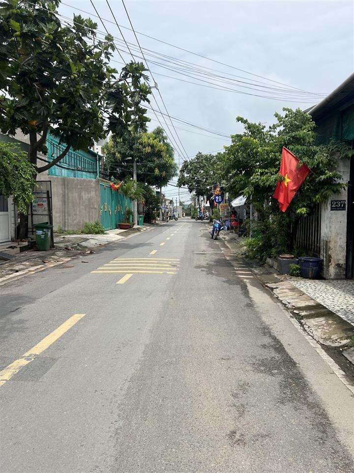Cho thuê mặt bằng kinh doanh tại đường võ văn hát, đẹp, gần trường đh, đẹp hiếm có