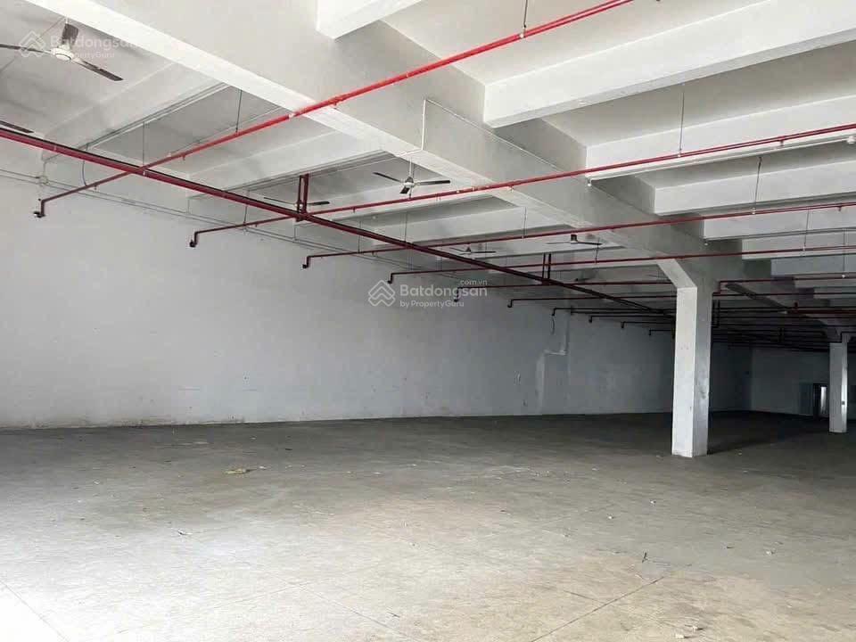 Cho thuê kho xưởng tiêu chuẩn pccc tự động, phù hợp sx dt 2250m2