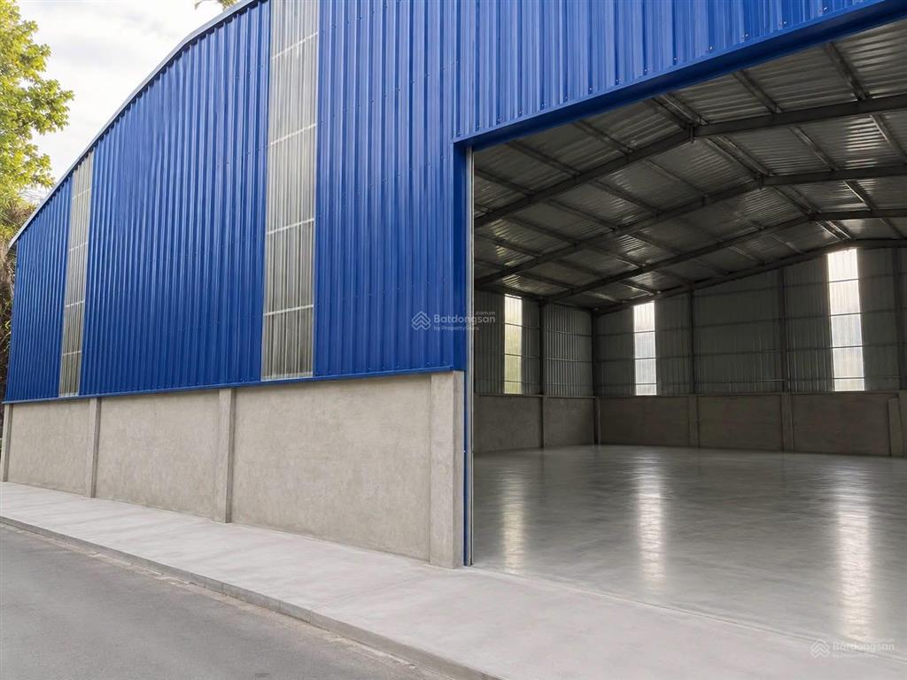 Cho thuê kho xưởng giá tốt diện tích 1370m2 tại lã xuân oai, xưởng đẹp, cao, mới, thoáng, pccc đủ