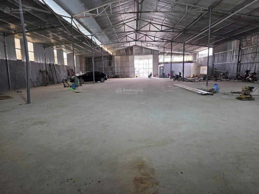 Cho thuê kho xưởng tiện sx, điện 3 pha, pccc đầy đủ giá tốt, 1000m²/55tr